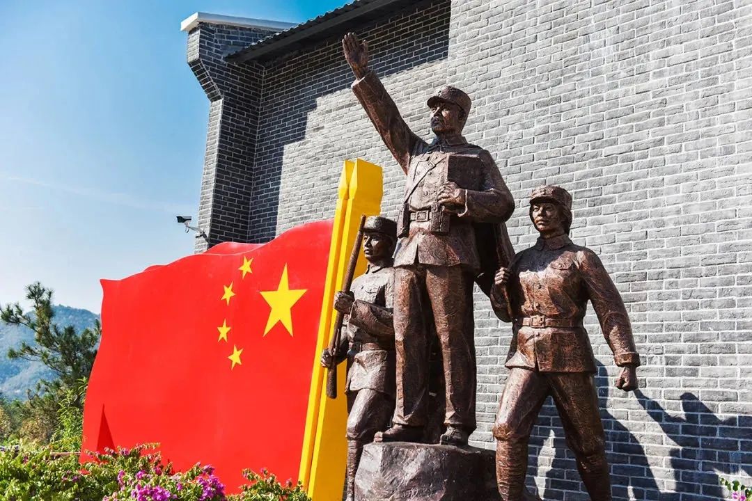 传承红色文化 弘扬长征精神——湖北人生就是博科技集团打造大别山 (英山) 长征精神体验园教育模式